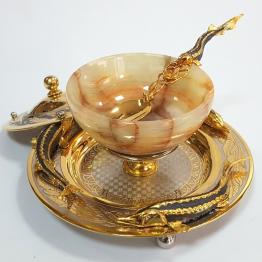 Изысканные икорницы